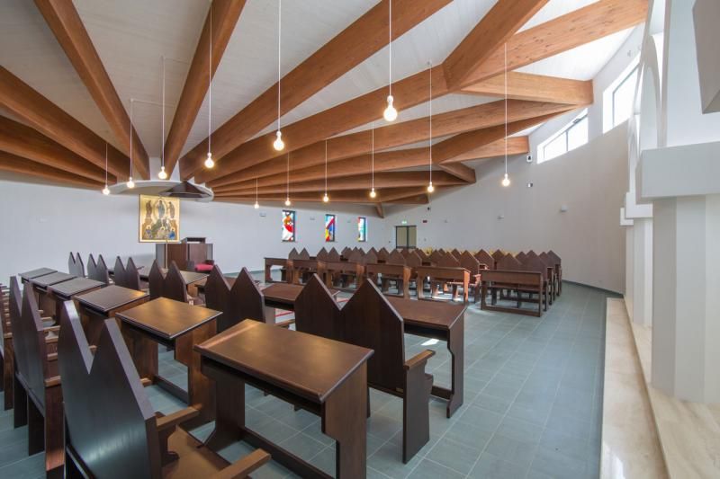 Edifici Pubblici (scuole, chiese) in legno COSTANTINI LEGNO - L.A. COST Chiesa di San Pio