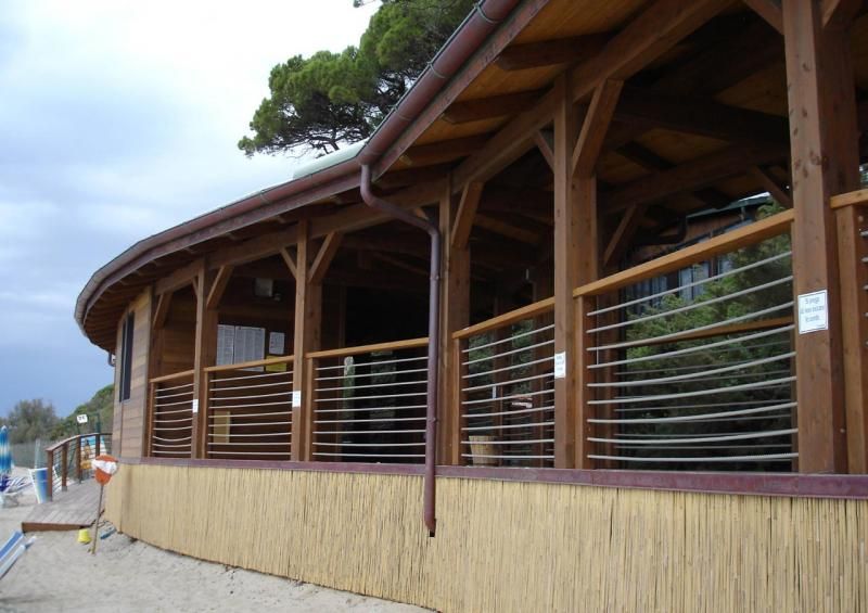 Strutture ricettive (hotel, villaggi) in legno COSTANTINI LEGNO - L.A. COST Stabilimento balneare