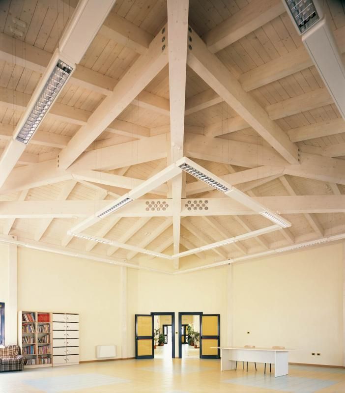 Edifici Pubblici (scuole, chiese) in legno COSTANTINI LEGNO - L.A. COST Scuola di Magliano