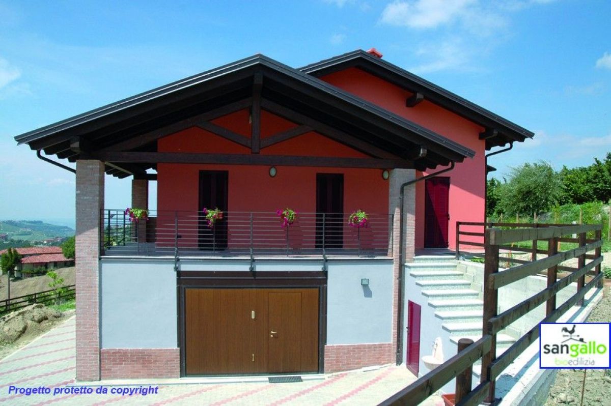 Case in legno Sangallo S.r.l. Casa in bioedilizia costruita su progetto /Montelupo Albese (CN)