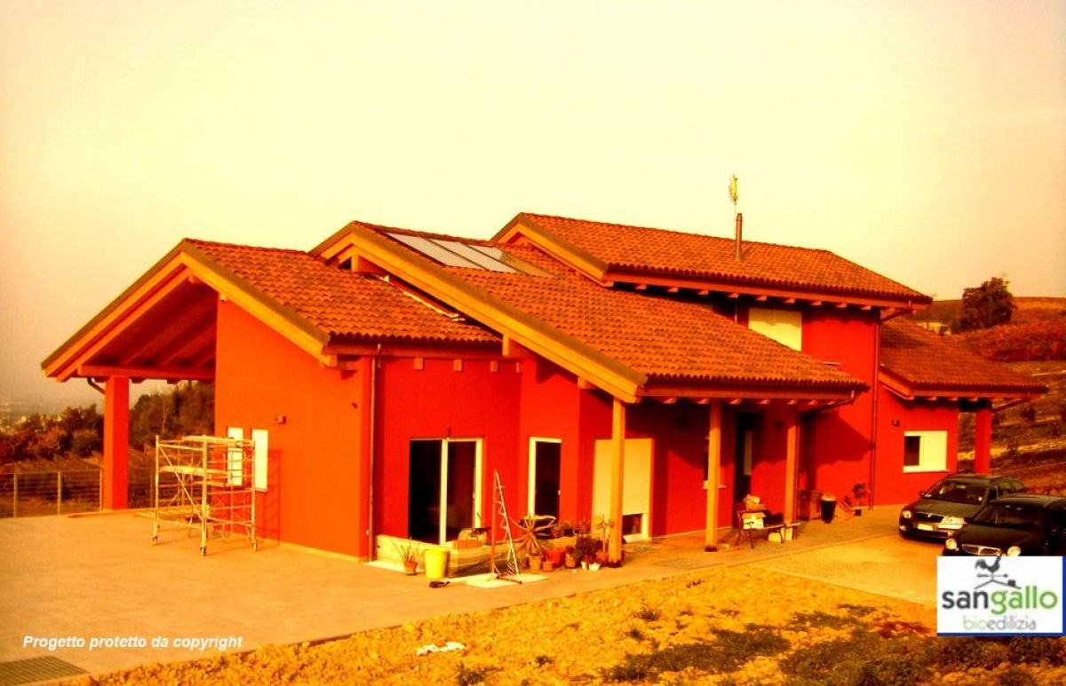 Case in legno Sangallo S.r.l. Casa in bioedilizia costruita su progetto /Diano D'Alba (CN)