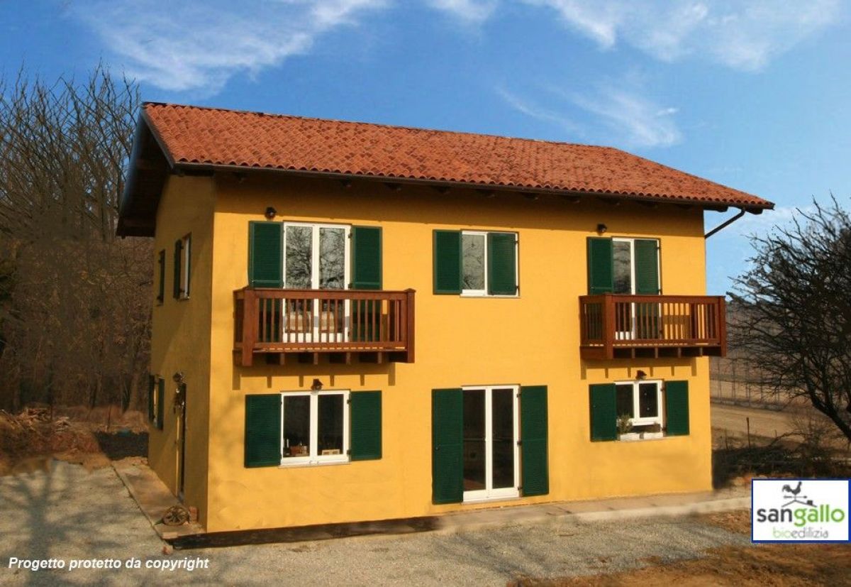 Case in legno Sangallo S.r.l. Casa in bioedilizia costruita su progetto /Montafia (AT)