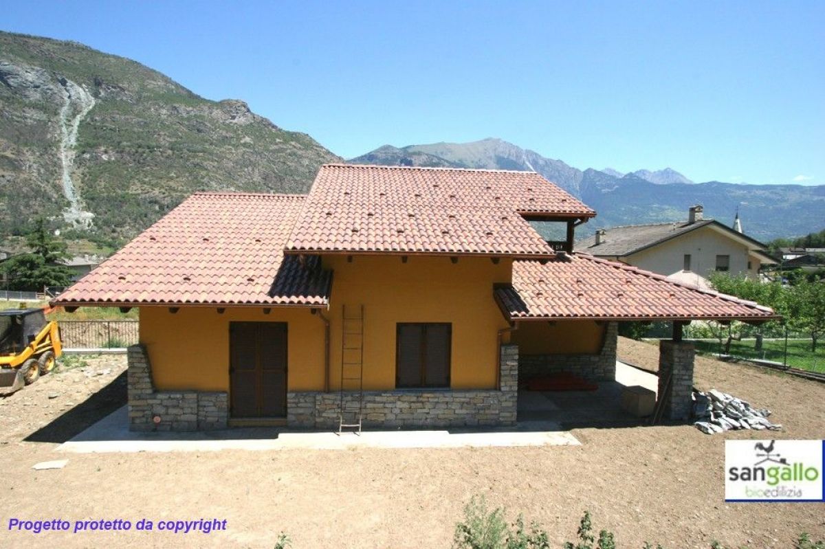 Case in legno Sangallo S.r.l. Casa in bioedilizia costruita su progetto / Pontey