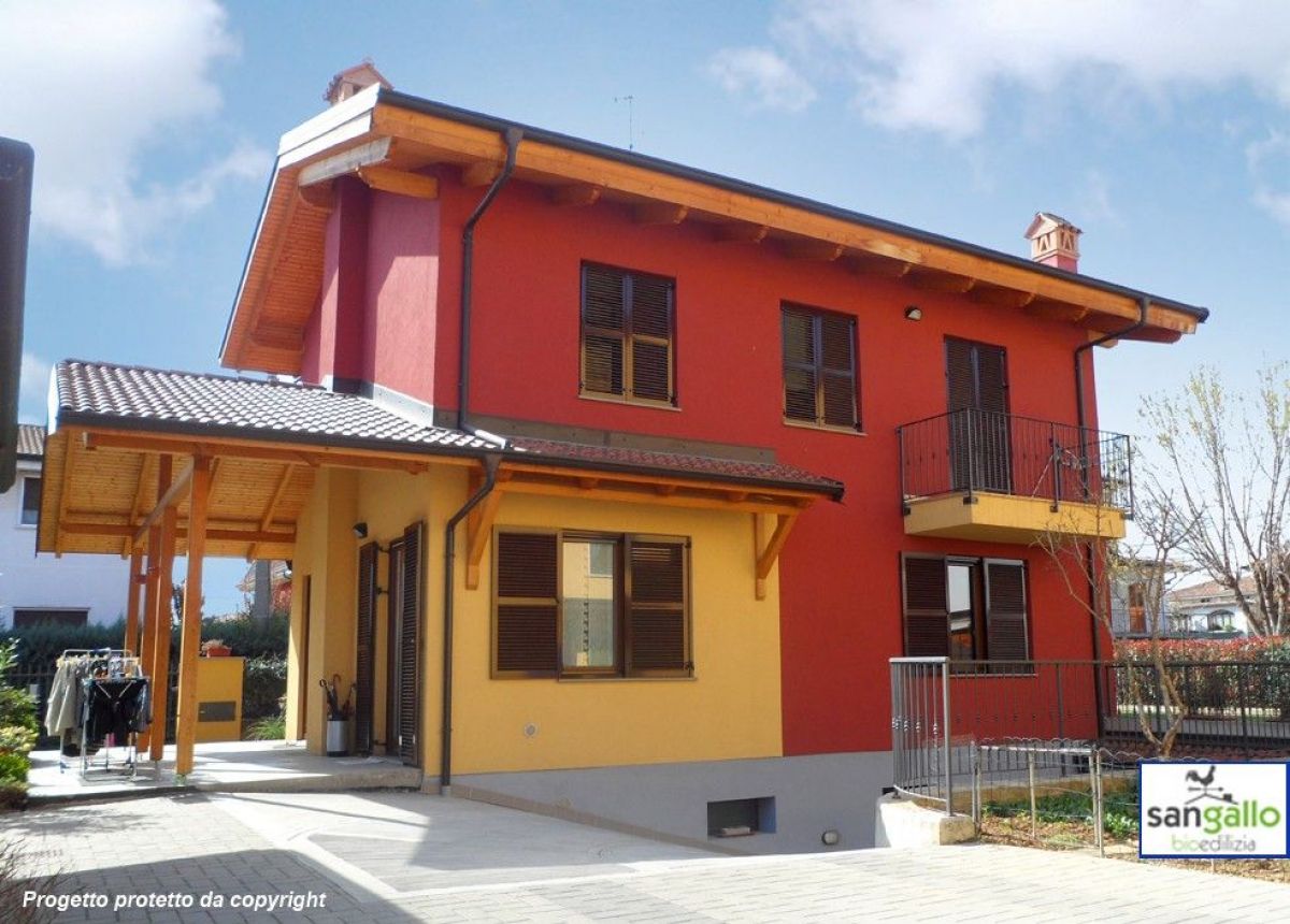 Case in legno Sangallo S.r.l. Casa in bioedilizia costruita su progetto /Bergamo (BG)
