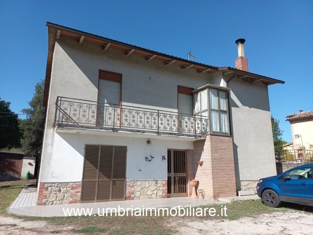 Casa Indipendente in Vendita Todi