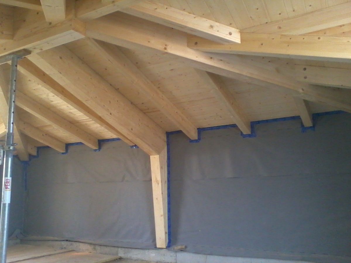 Case in legno BCL Bergamasca Costruzioni Legno Casa Verona tecnologia TIMBER FRAME legno lamellare certificato PEFC - FSC