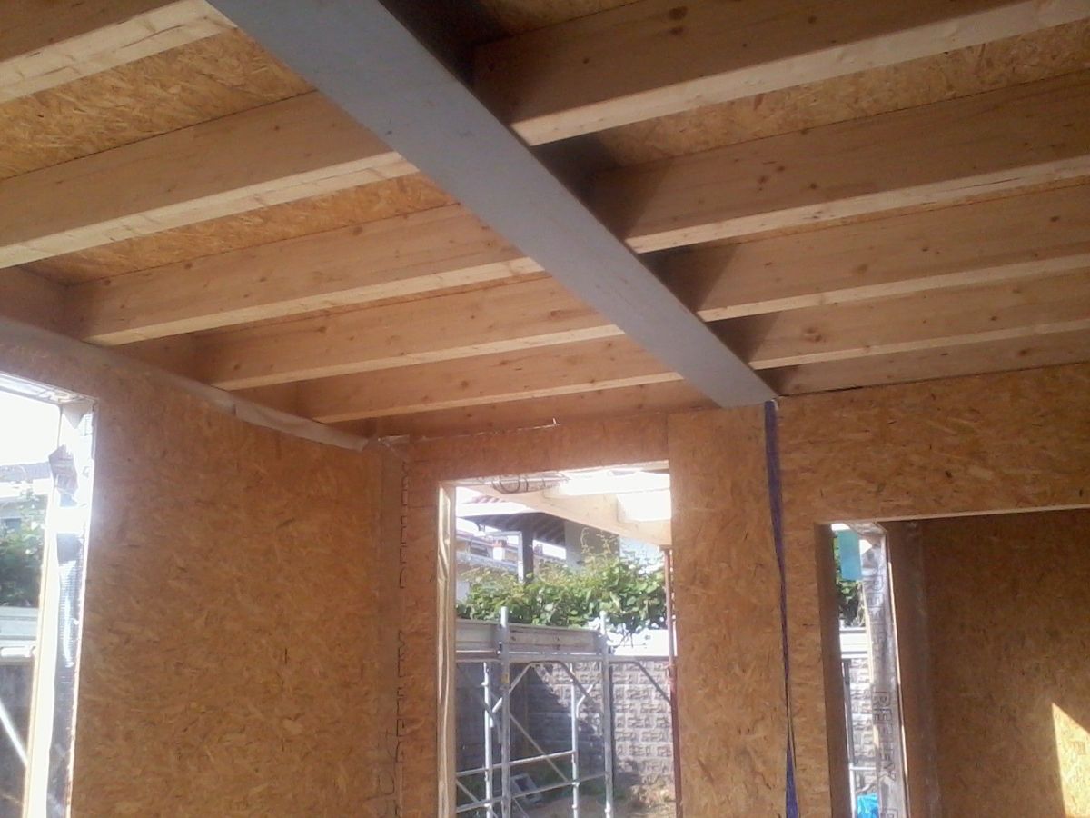 Case in legno BCL Bergamasca Costruzioni Legno Casa Verona tecnologia TIMBER FRAME legno lamellare certificato PEFC - FSC