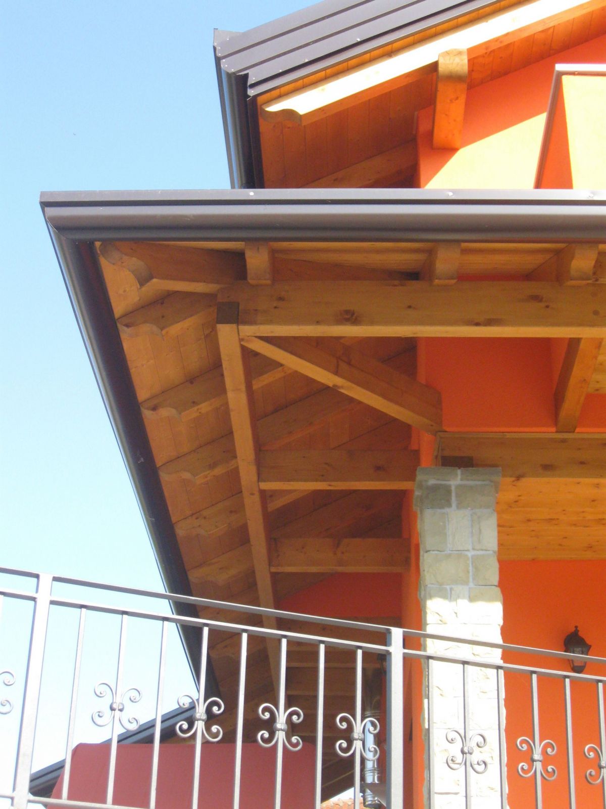 Case in legno BCL Bergamasca Costruzioni Legno Villa Bergamo tecnologia TIMBER FRAM legno lamellare certificato PEFC - FSC