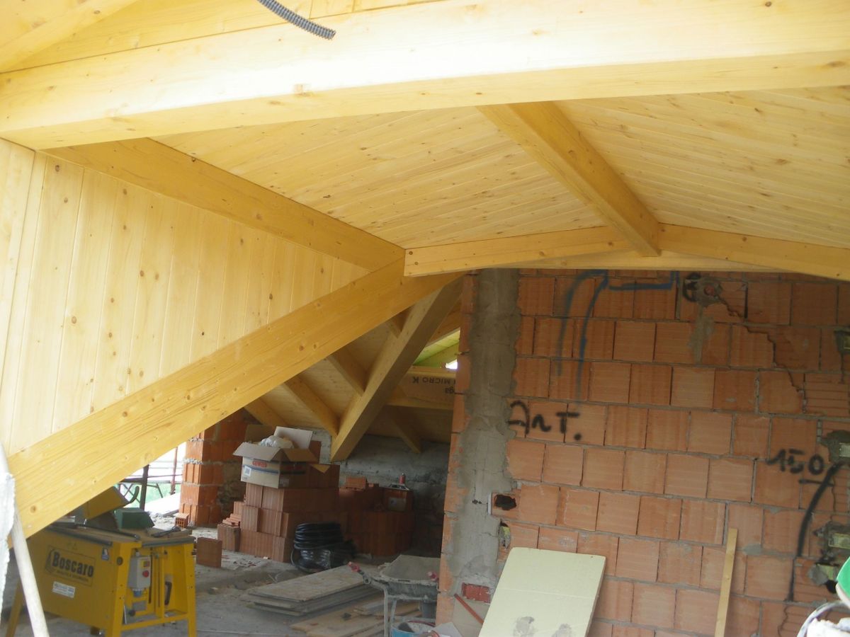 Ampliamenti in legno BCL Bergamasca Costruzioni Legno Tetto Sopralzo legno lamellare certificato FSC - PEFC