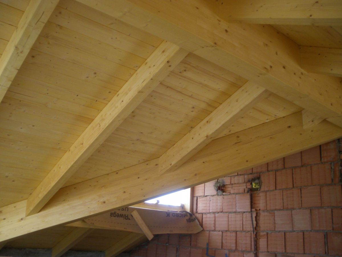 Ampliamenti in legno BCL Bergamasca Costruzioni Legno Tetto Sopralzo legno lamellare certificato FSC - PEFC