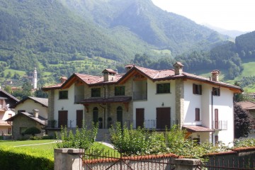 Tetto in Legno Tetto in Legno Lamellare cert. PEFC FSC - provincia di Bergamo