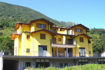 Modello Casa in Legno Legno lamellare cert.  Pefc - Fsc - provincia di Bergamo di BCL Bergamasca Costruzioni Legno