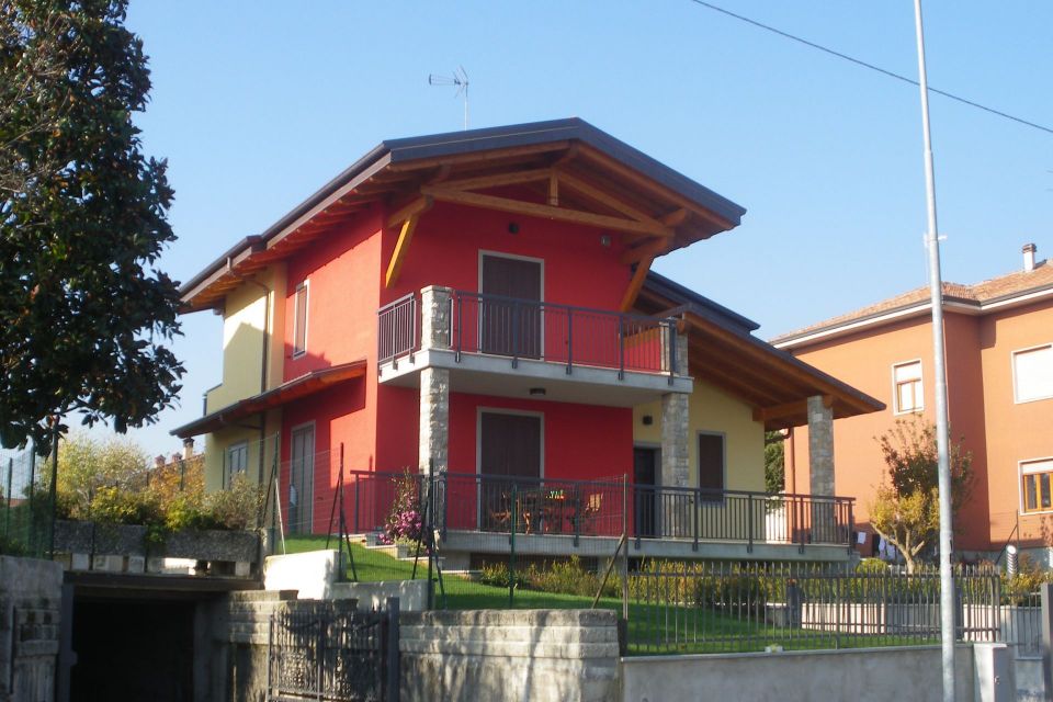 Casa in Legno in stile Classico: Ampliamento in Legno Lamellare a Telaio certificato PEFC FSC