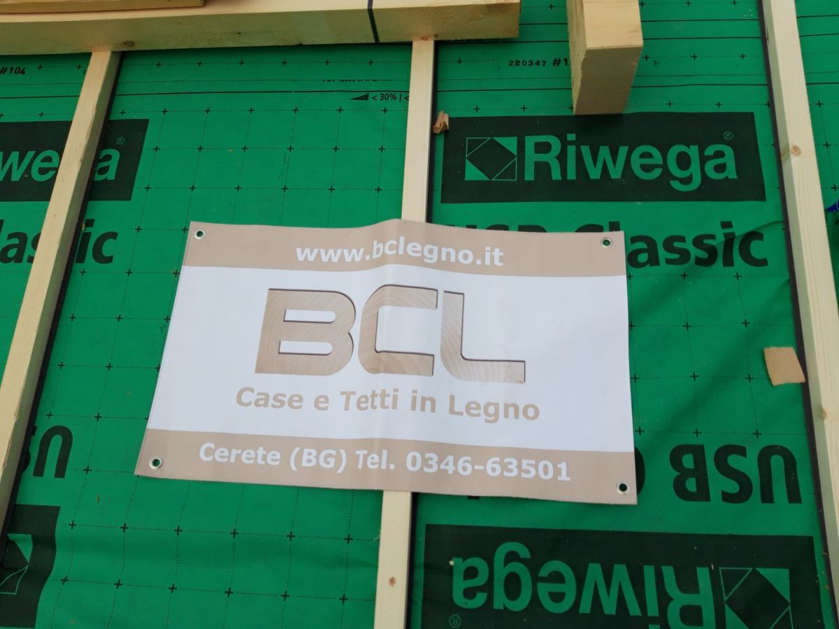 Case in legno BCL Bergamasca Costruzioni Legno Villa a Telaio in legno lamellare a Calolziocorte LC