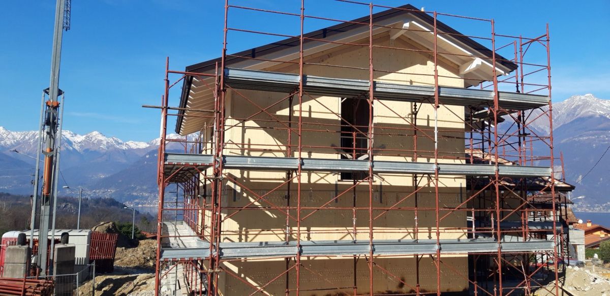 Case in legno BCL Bergamasca Costruzioni Legno Villa in XLAM a Colico LC