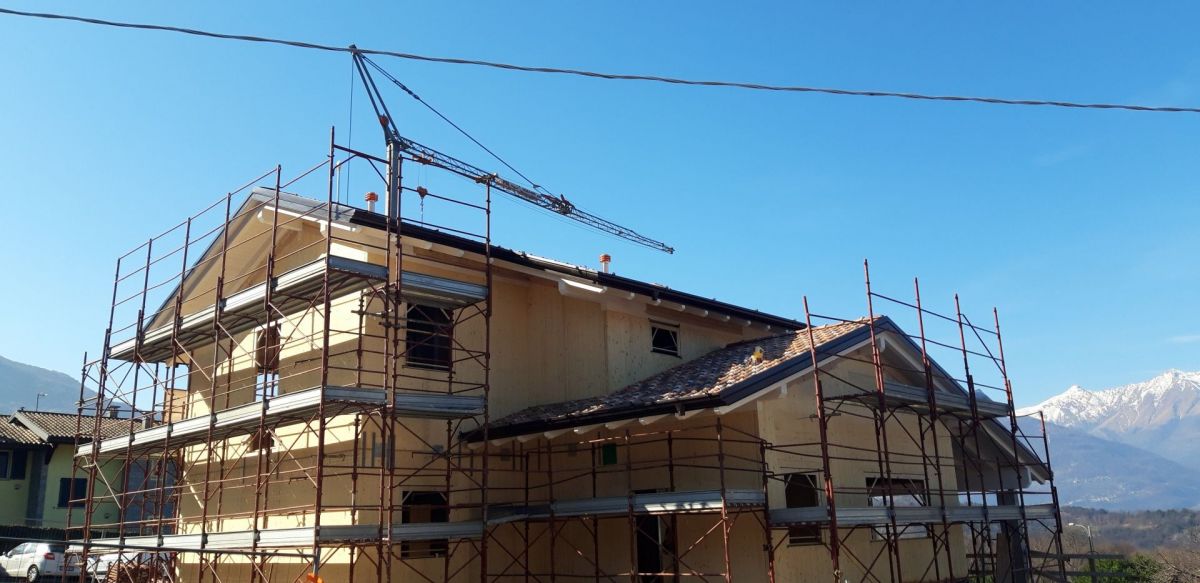 Case in legno BCL Bergamasca Costruzioni Legno Villa in XLAM a Colico LC