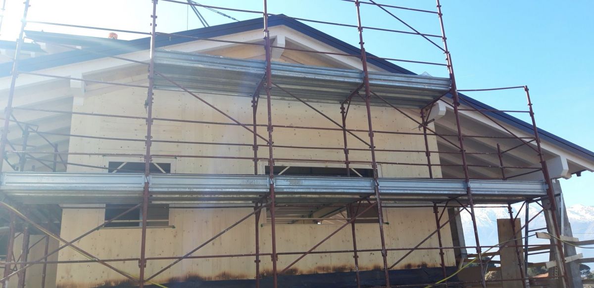 Case in legno BCL Bergamasca Costruzioni Legno Villa in XLAM a Colico LC