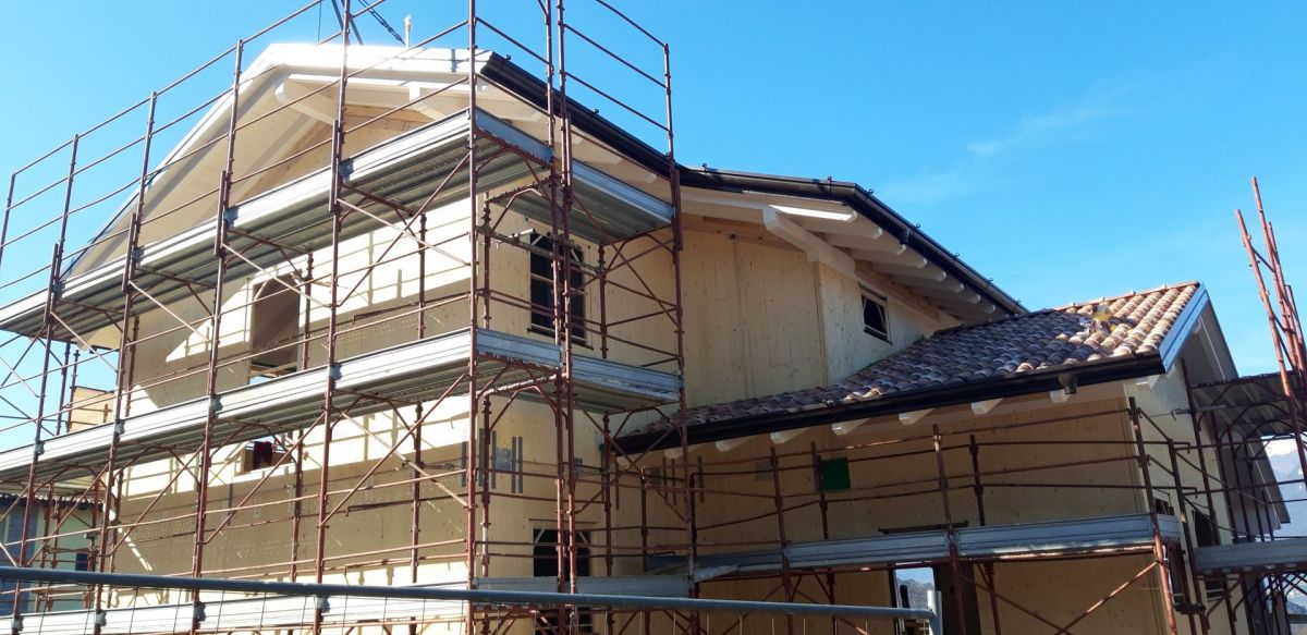 Case in legno BCL Bergamasca Costruzioni Legno Villa in XLAM a Colico LC