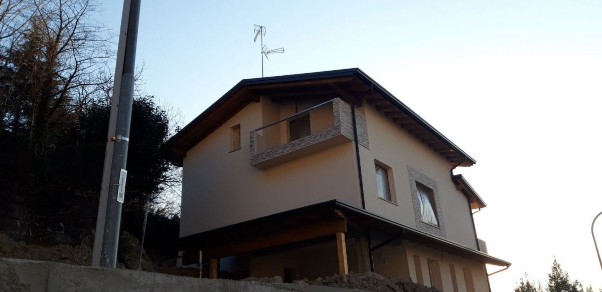 Case in legno BCL Bergamasca Costruzioni Legno Casa a Telaio in Legno Lamellare 