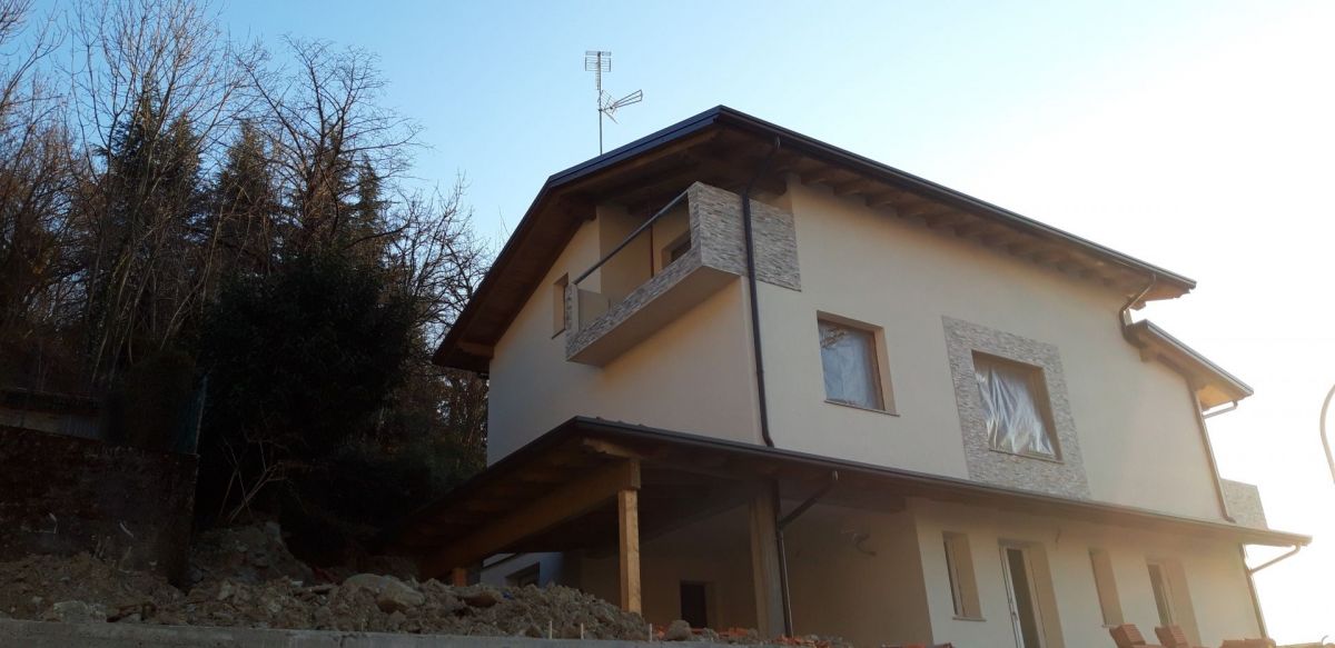 Case in legno BCL Bergamasca Costruzioni Legno Casa a Telaio in Legno Lamellare 
