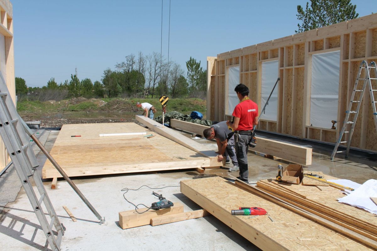 Case in legno BCL Bergamasca Costruzioni Legno Telaio Asilo Montessori Milano