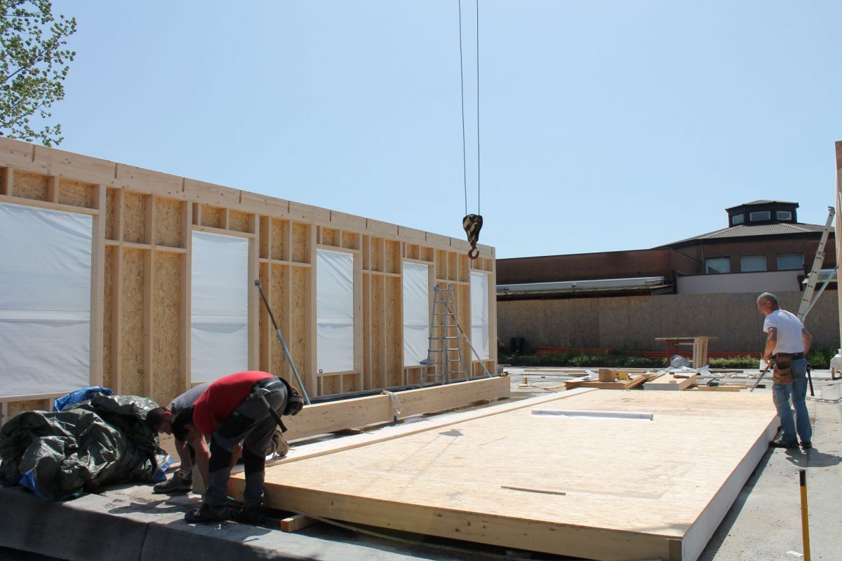 Case in legno BCL Bergamasca Costruzioni Legno Telaio Asilo Montessori Milano