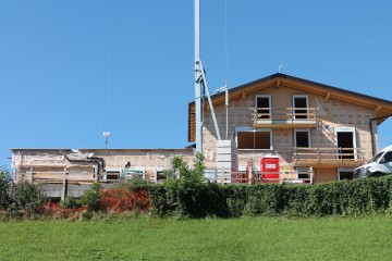 Realizzazione Casa in Legno BCLegno Xlam Clusone BG di BCL Bergamasca Costruzioni Legno