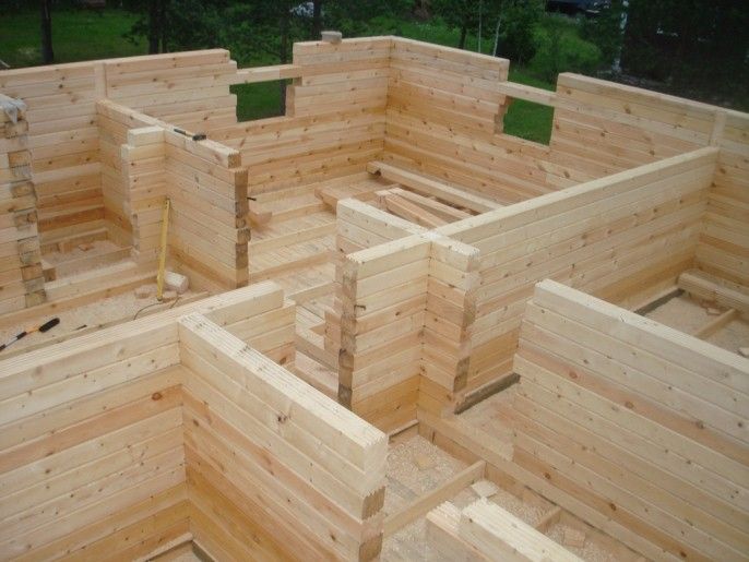 Baite e Chalet in legno HEALTHY LIFE HOUSES & WHEELS HOUSES beach construction in travi lamellari di legno massiccio