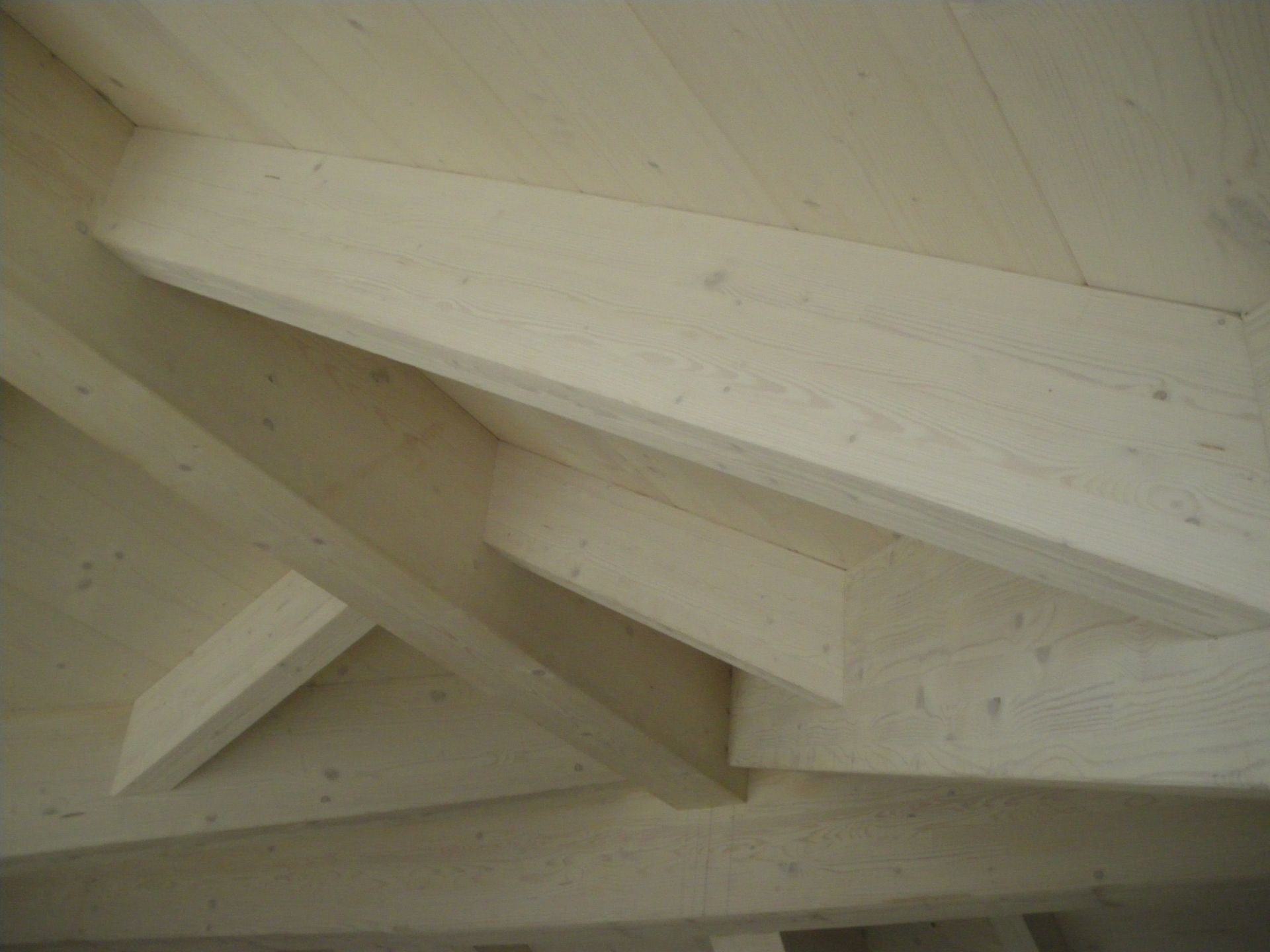 Chioschi e Gazebi in legno Bergamasca Costruzioni Legno Tetto Sbiancato in Legno Lamellare a Origgio