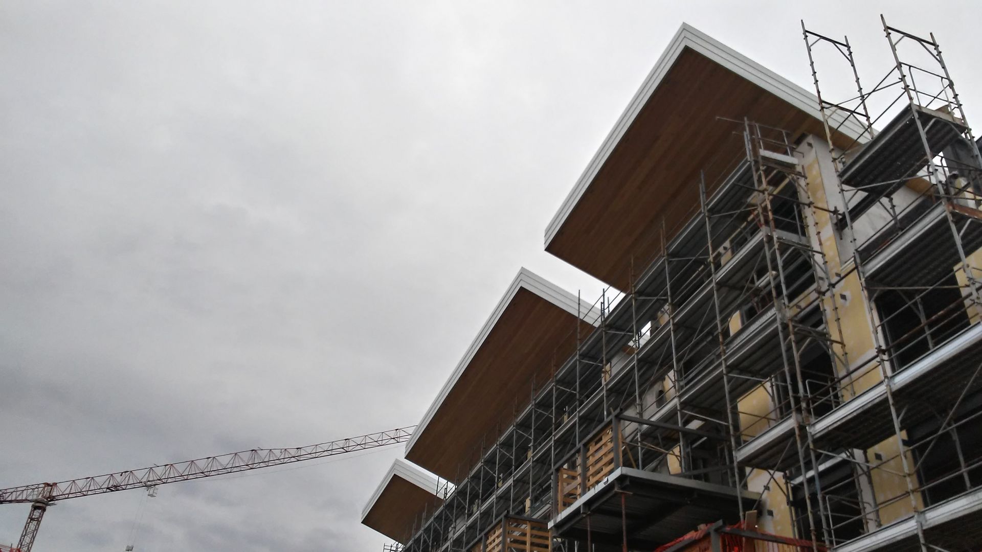 Chioschi e Gazebi in legno Bergamasca Costruzioni Legno Tetto a Scanzorosciate rivestito di Larice Siberiano