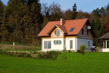 Casa in Legno CASA   A RISPARMIO ENERGETICO
