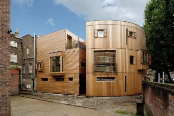 Realizzazione Casa in Legno LONDON HOUSE di RIKO-HISE srl - Arch. Daniele Bonzi