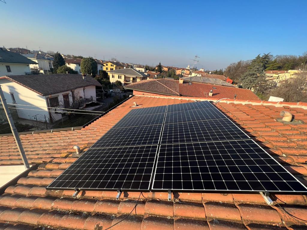 IMPIANTO FOTOVOLTAICO RESIDENZIALE - Castelnuovo del Garda (VR)