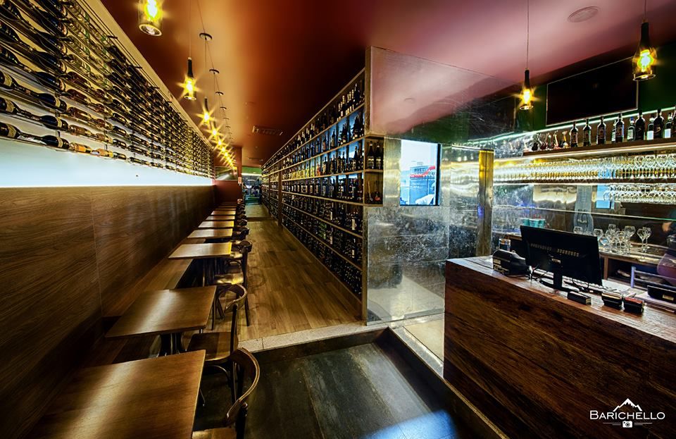 Wine Bar - Chapeco - Brasil realizzato da Orlando Lanza architetto, Assistenza tecnica a Verona