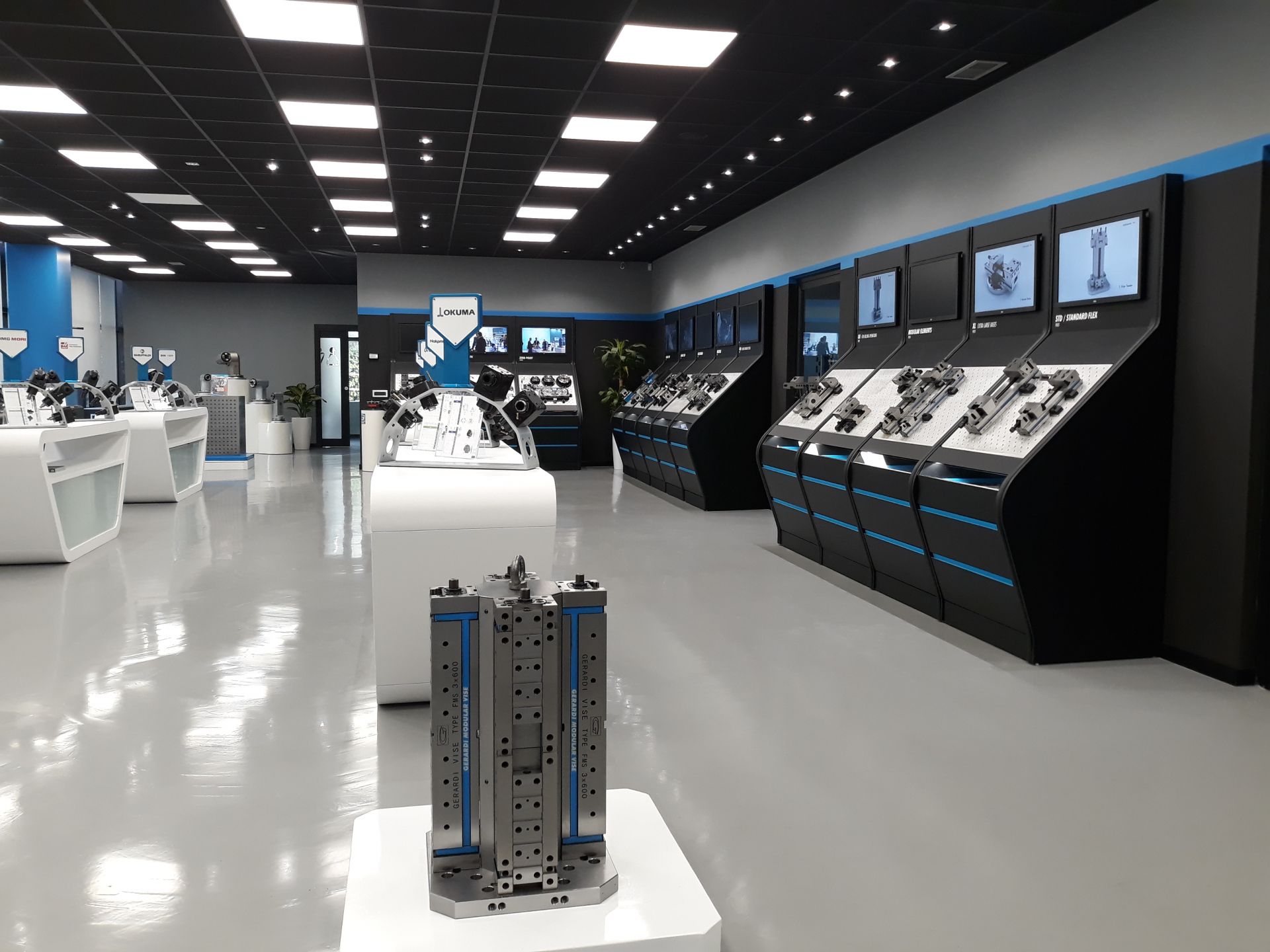 Complesso terziario a Lonate Pozzolo realizzato da Studio di Architettura Paolo Bertolotti, Progettazione architettonica a Busto Arsizio