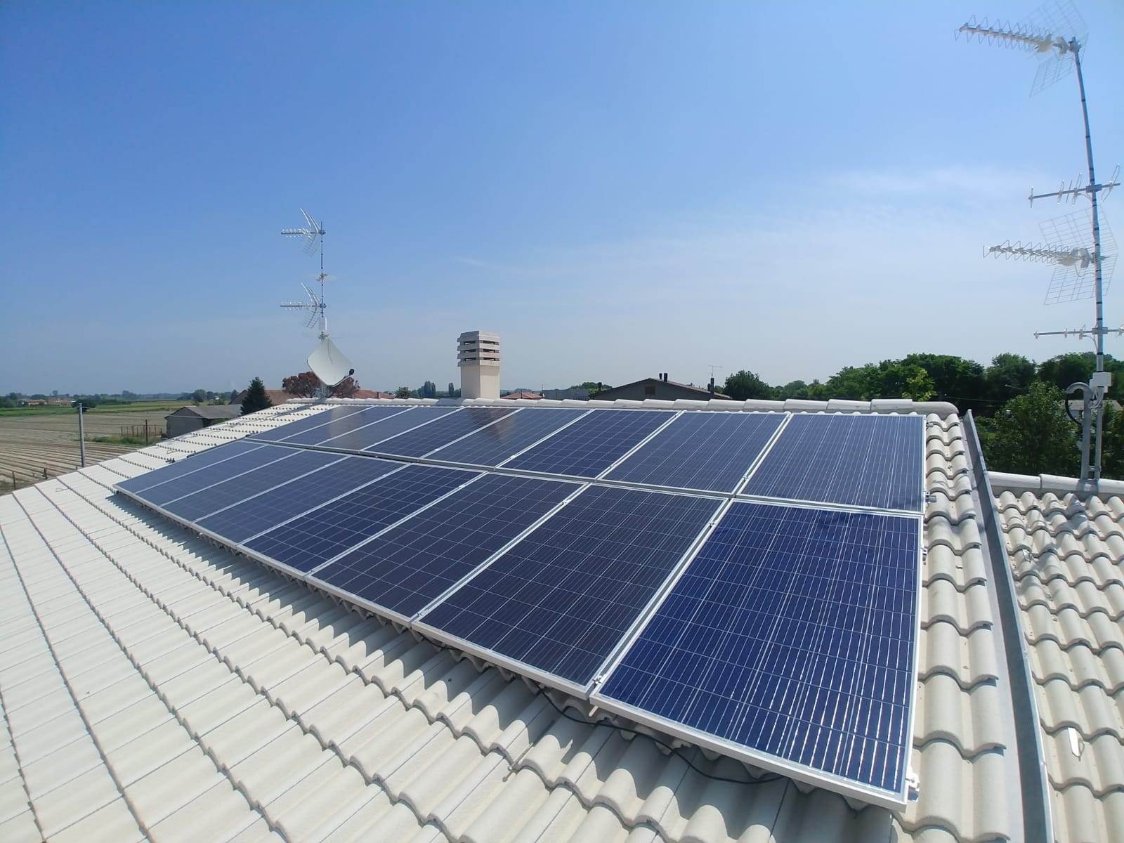 Impianto fotovoltaico su abitazioni di nuova costruzione