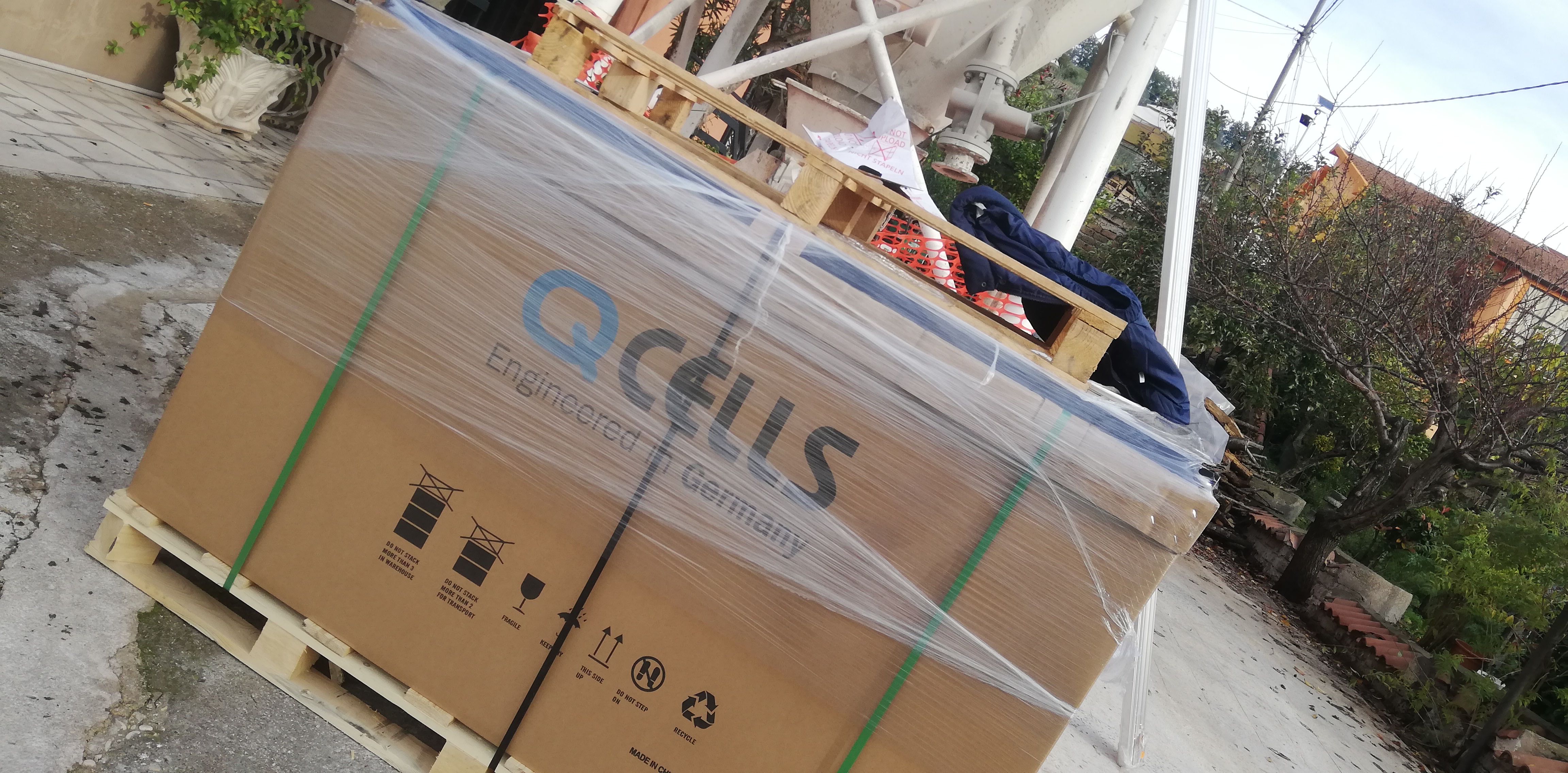 Impianto FV 6Kwp, con accumulo, integrato su doppia falda realizzato da BOSS IMPIANTI TECNOLOGICI snc, a Fabrica di Roma