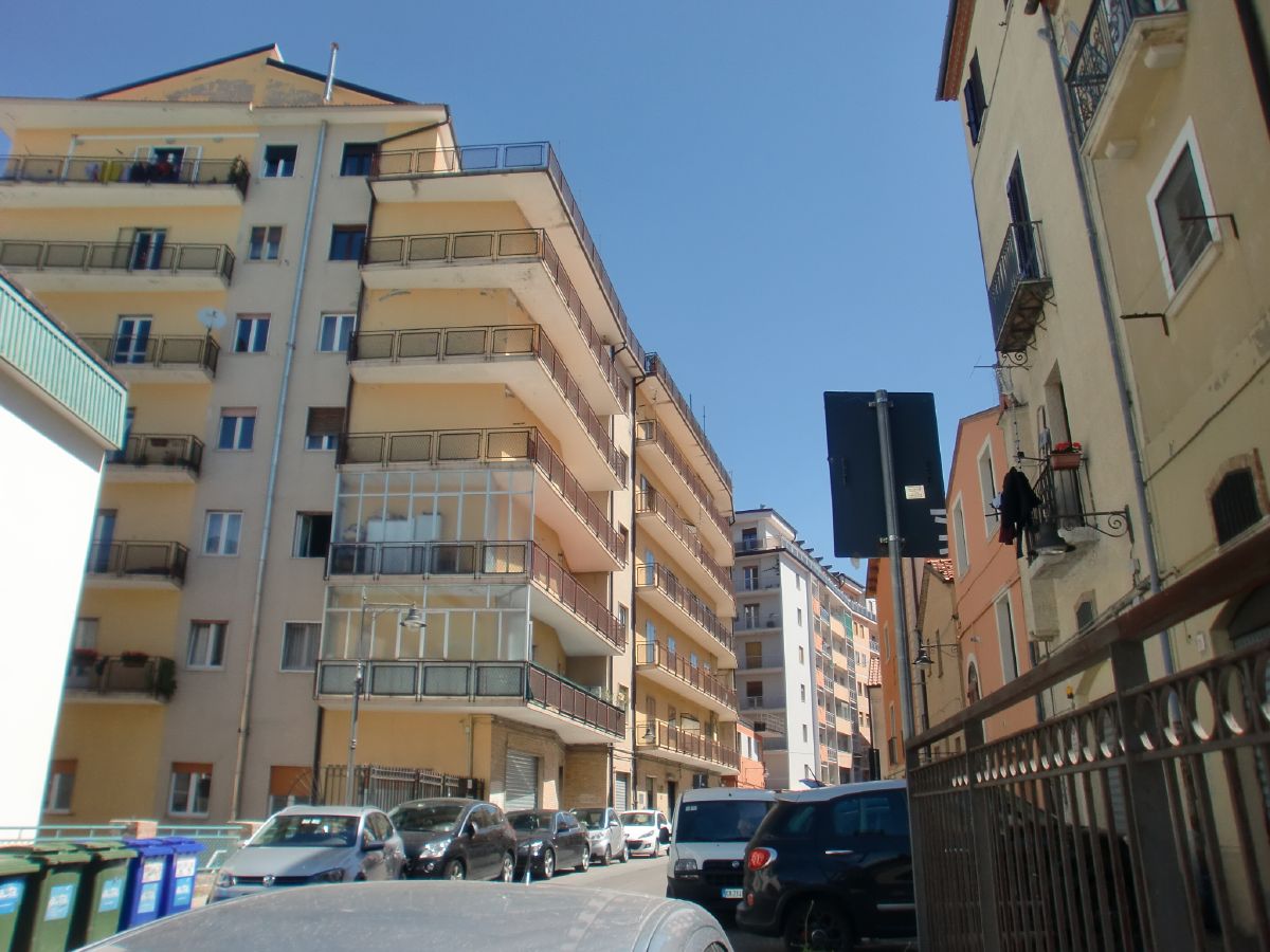 Stabile/Palazzo Potenza 076-08VRG
