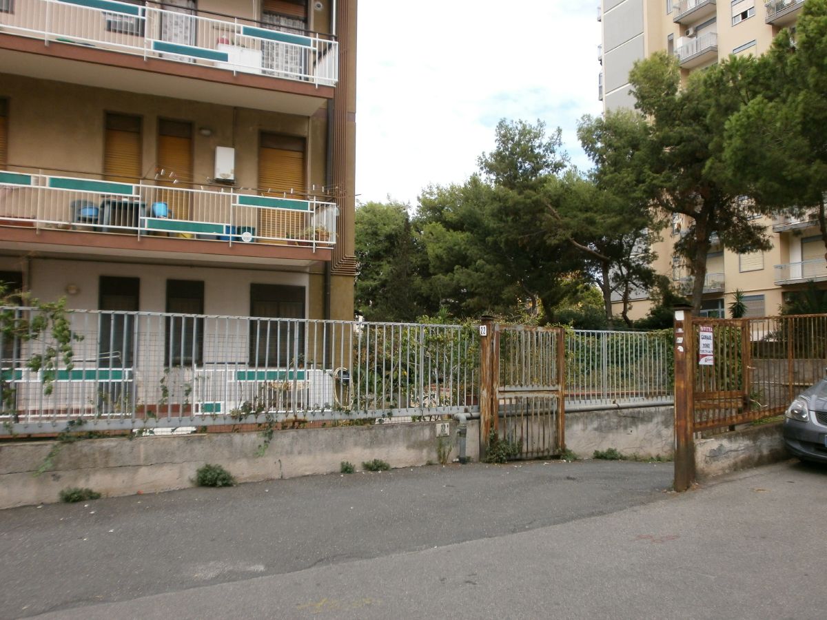  Catania 4338dc5a-549c-449c-9