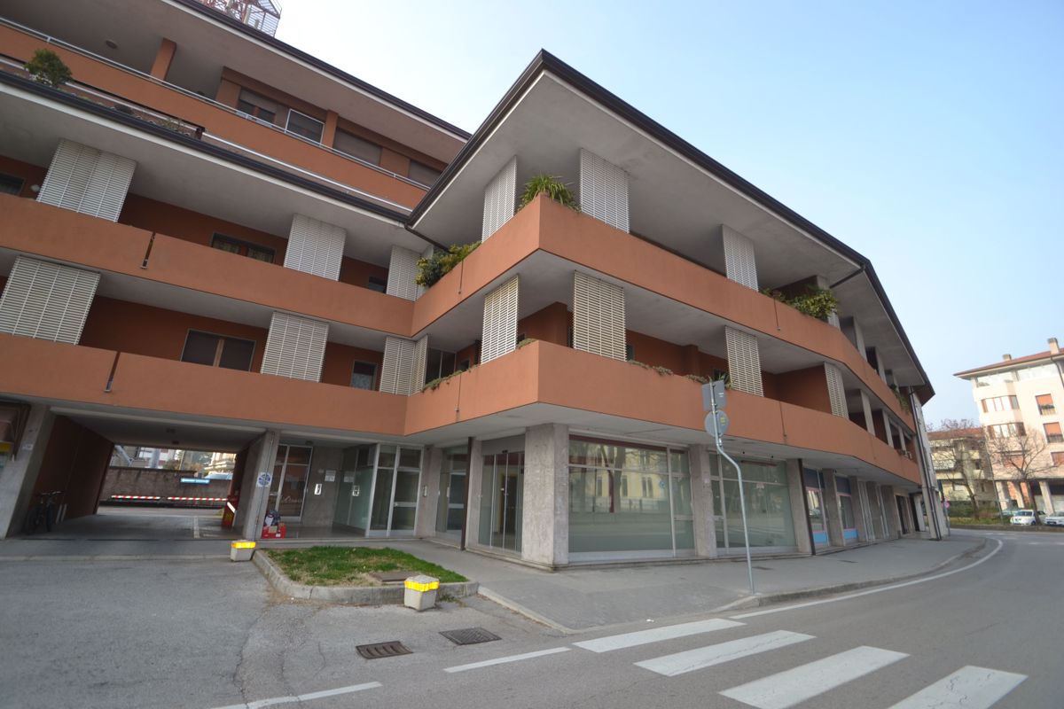 Negozio Spilimbergo UF 15ACG