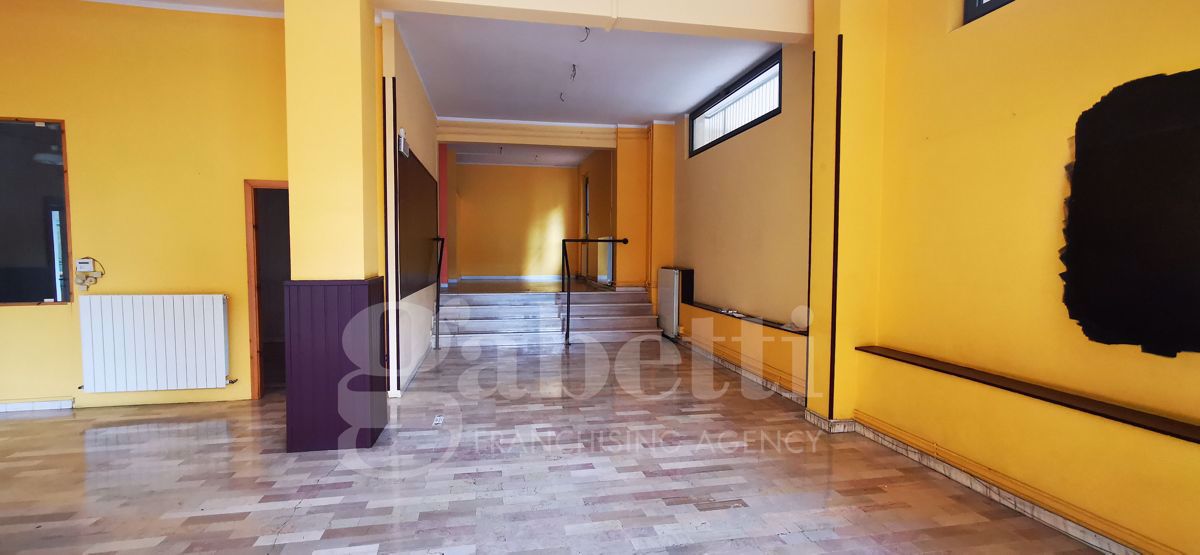 Negozio Macerata COM-101ACG