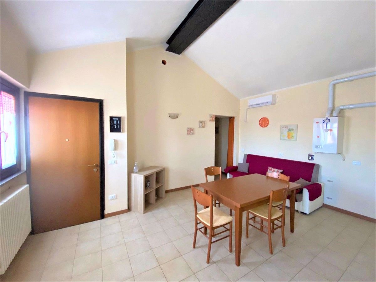 Appartamento Pieve del Cairo 040621ARG