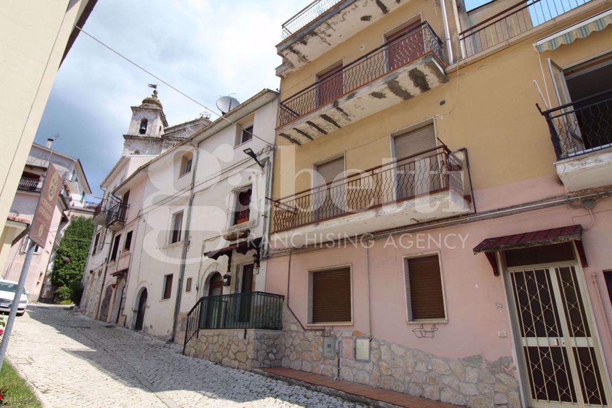 Appartamento Castel di Sangro CF1 MRCCSMVRG