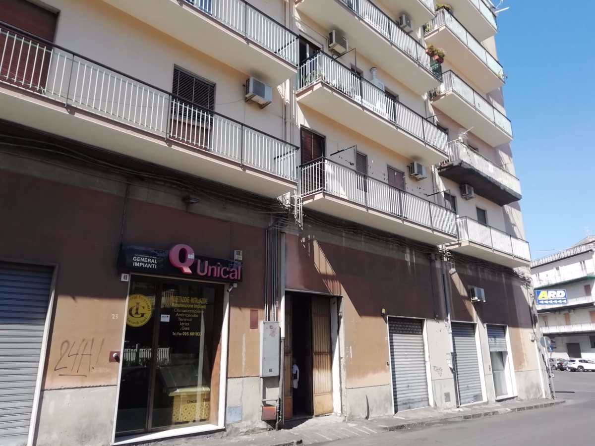 Negozio Acireale 93ba515c-7c35-4b8a-9
