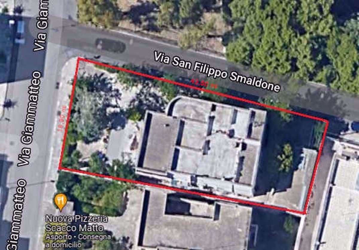 Stabile/Palazzo Lecce 500giamVRG