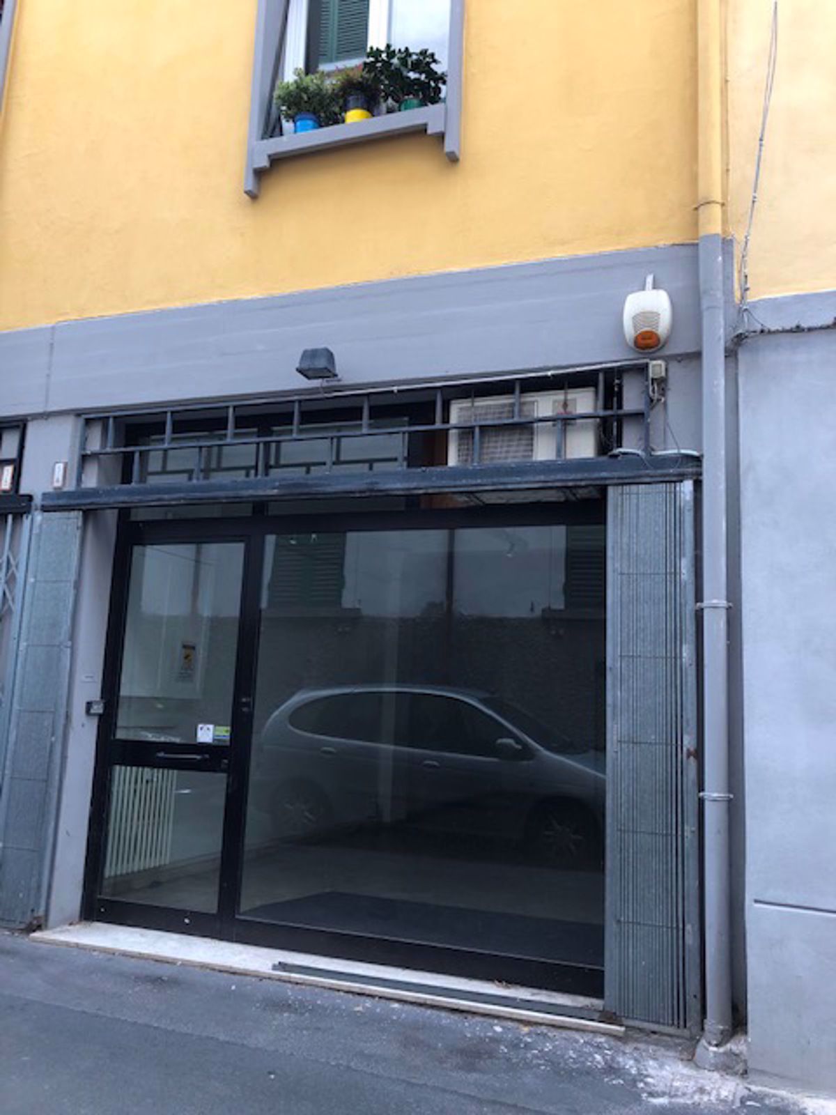 Negozio Reggio nell'Emilia 23/21ACG