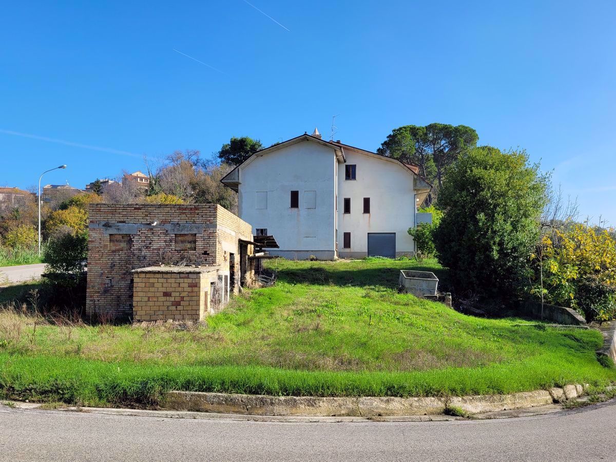 Casa Indipendente Monsampolo del Tronto OC2158VRG