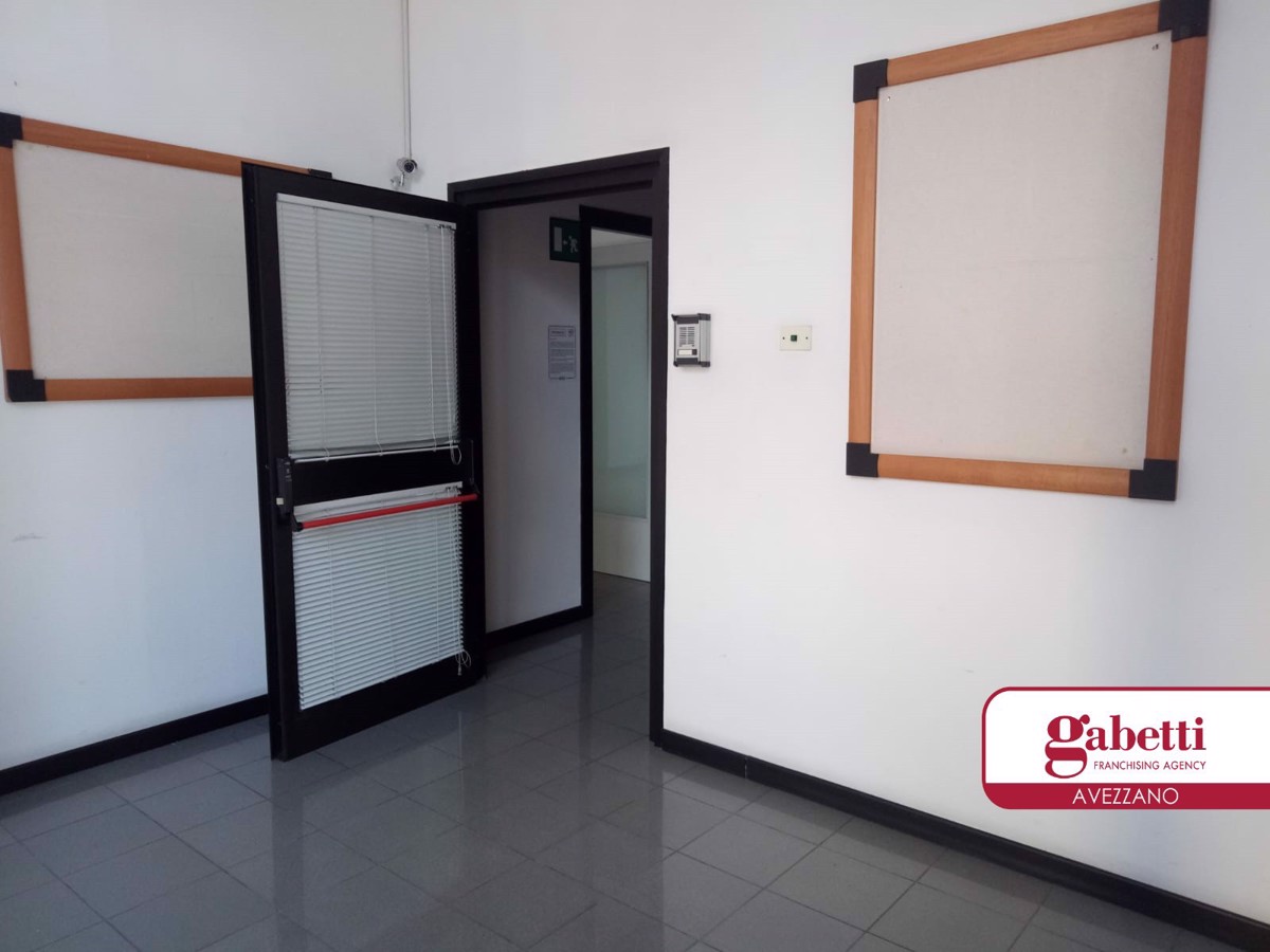 Negozio Avezzano L21080ACG
