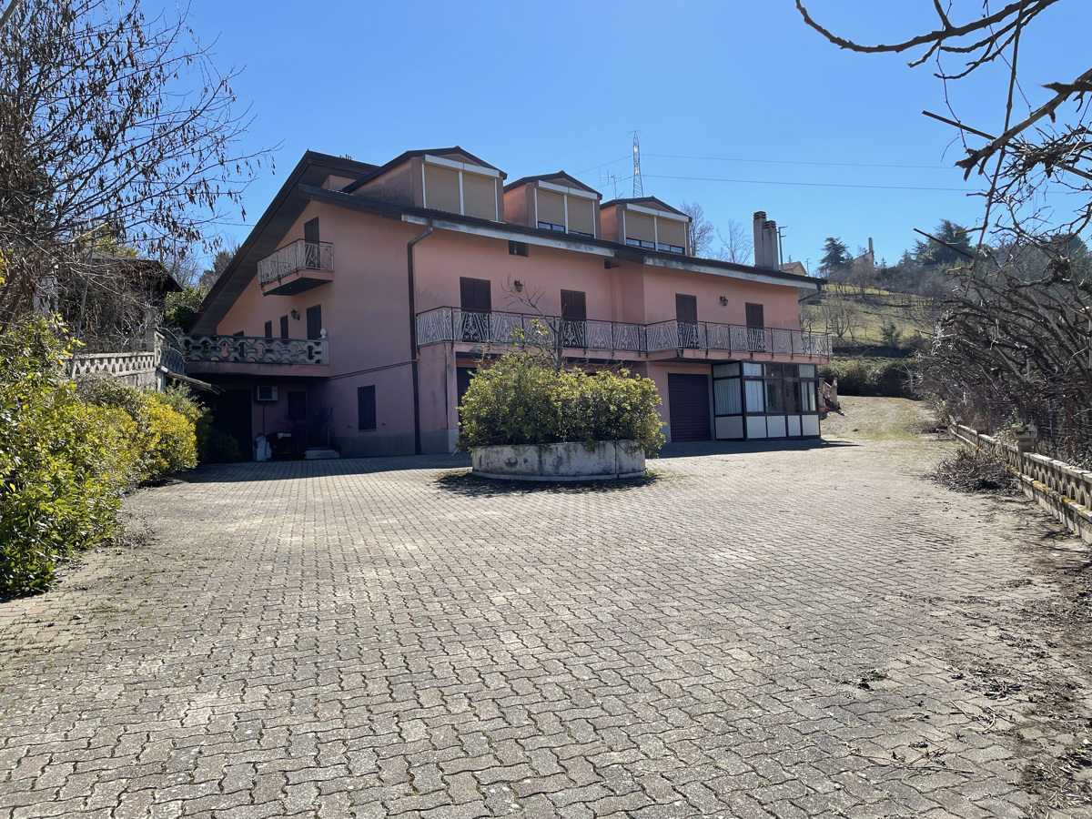 Villa o villino Potenza 005-02VRG