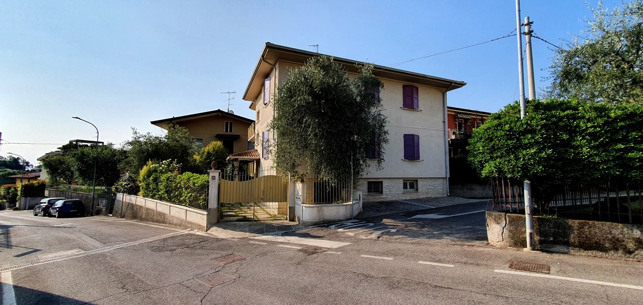Villa bifamiliare Padenghe sul Garda 17321